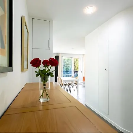 Апартаменты Trocadero - Elegant 2br - Terrace *