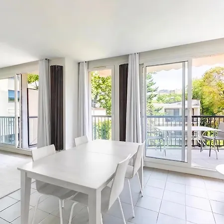 Trocadero - Elegant 2br - Terrace