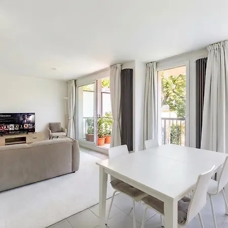 Trocadero - Elegant 2br - Terrace Παρίσι
