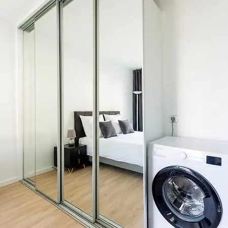 Trocadero - Elegant 2br - Terrace