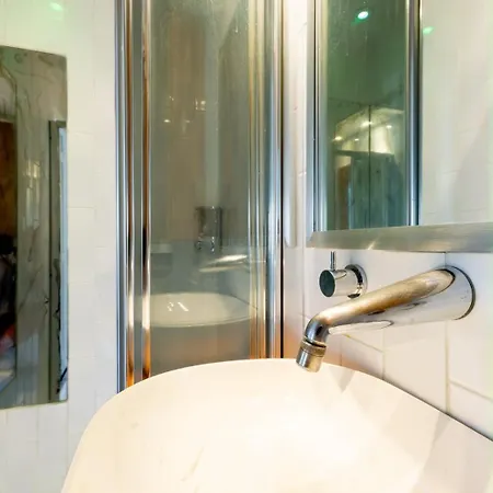 Trocadero - Elegant 2br - Terrace *