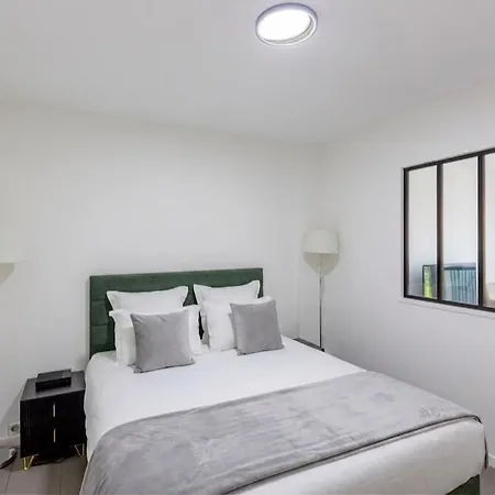 Trocadero - Elegant 2br - Terrace *