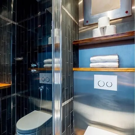 Trocadero - Elegant 2br - Terrace