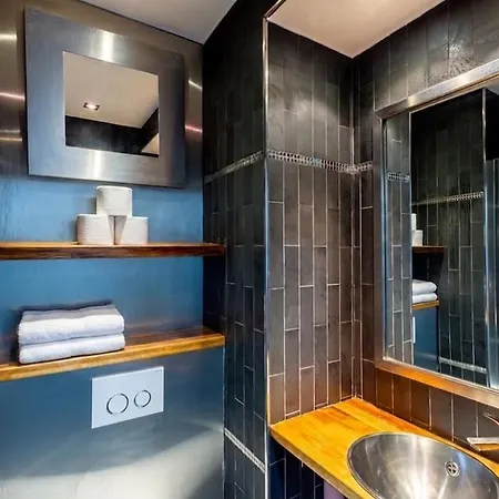 Trocadero - Elegant 2br - Terrace Διαμέρισμα